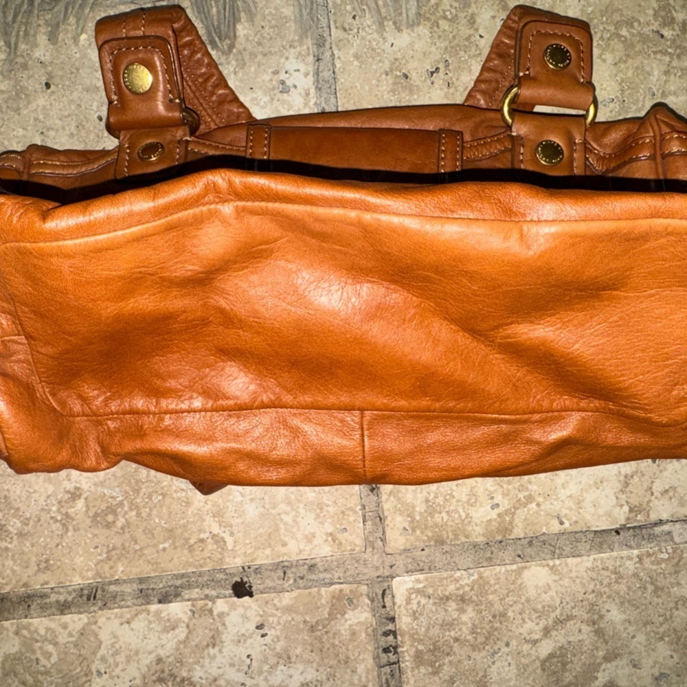 Marc Jacobs Tan Leather Handbag - Picture 10 of 13